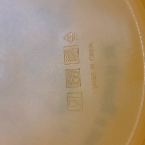 Hocus Pocus Plates Set of 4 - Picture 3 of 5